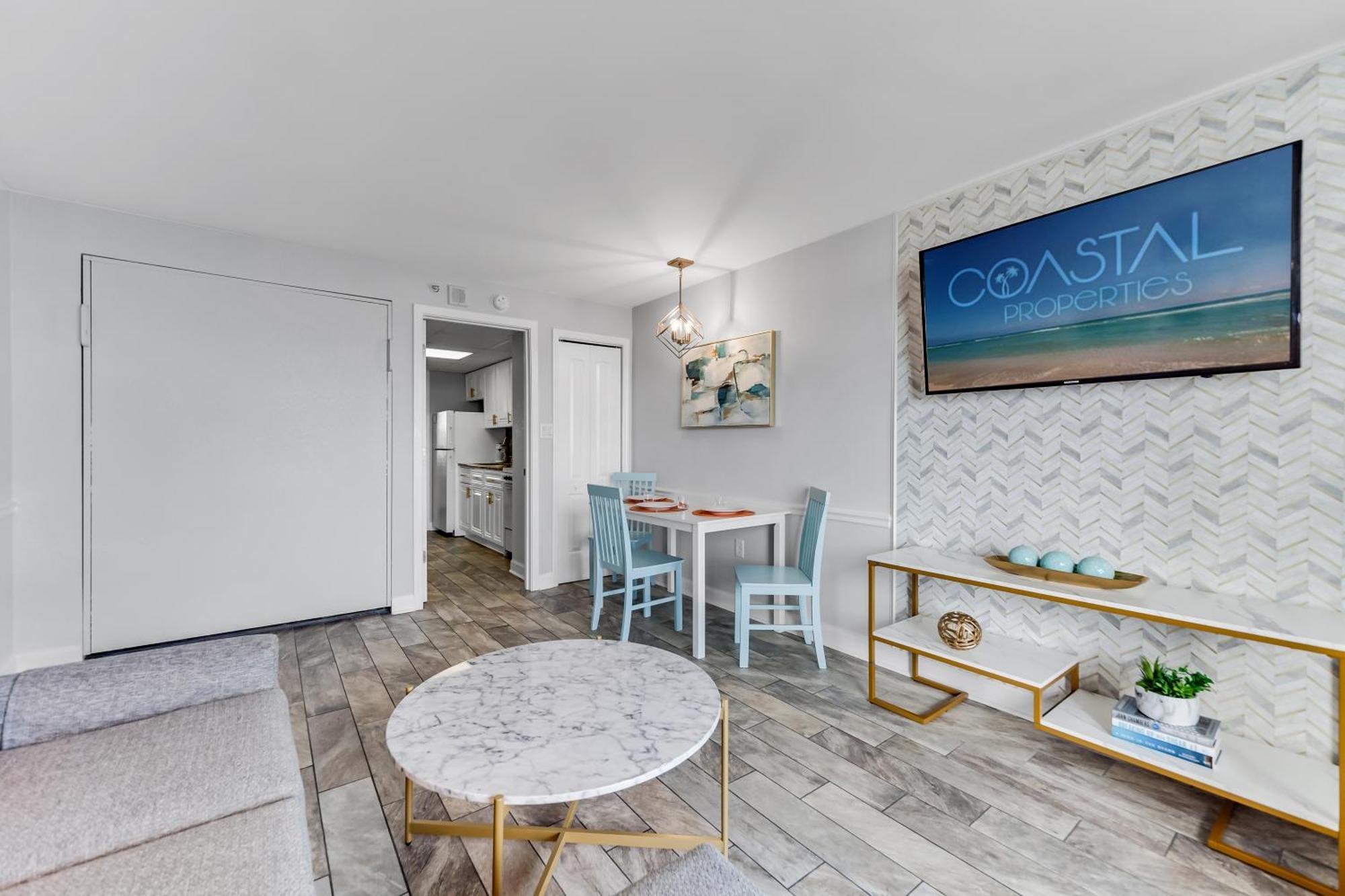 Oceanfront Bliss, Amazing Views! 1235b Apartment
