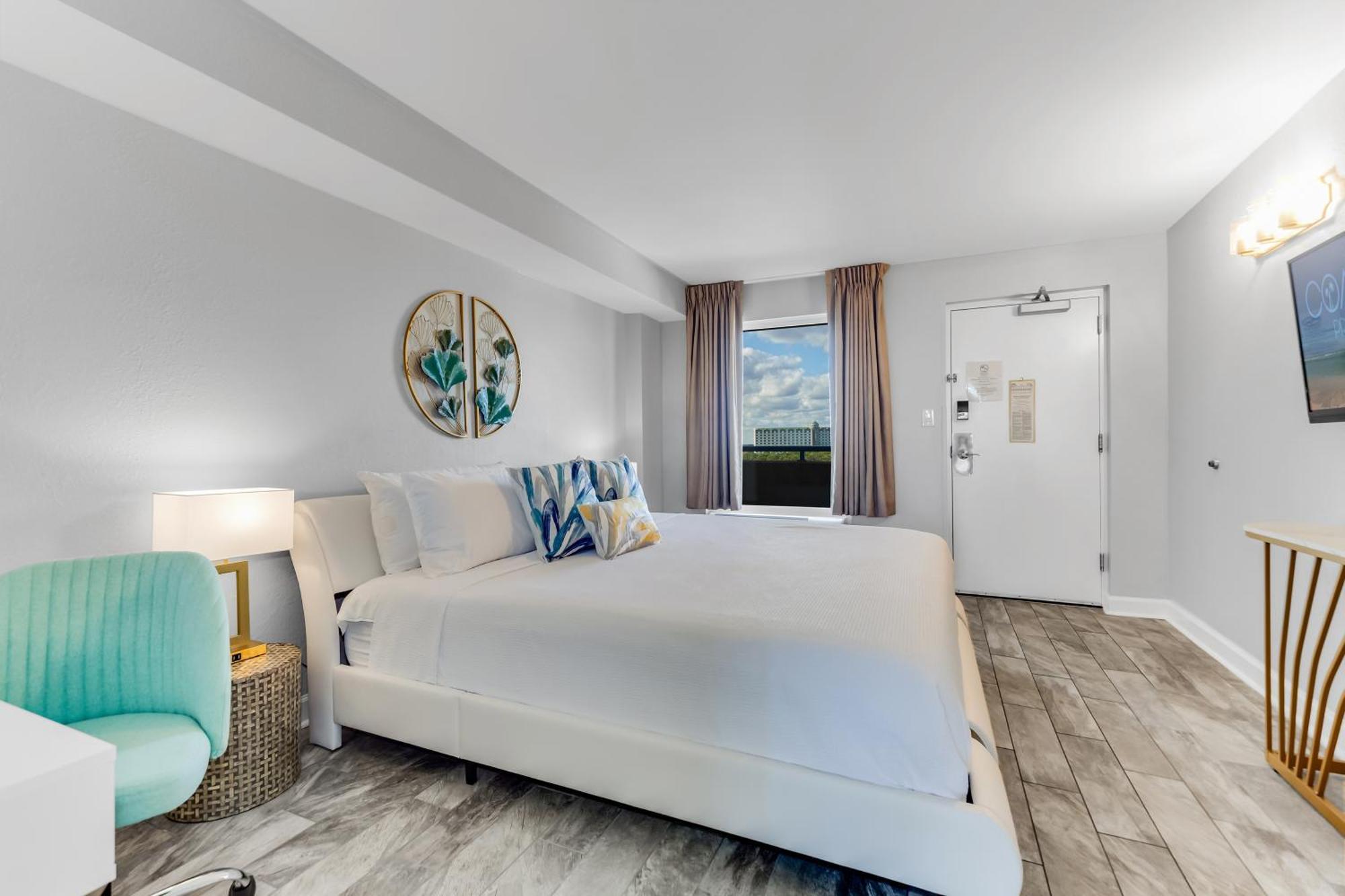 Oceanfront Bliss, Amazing Views! 1235b Apartment *